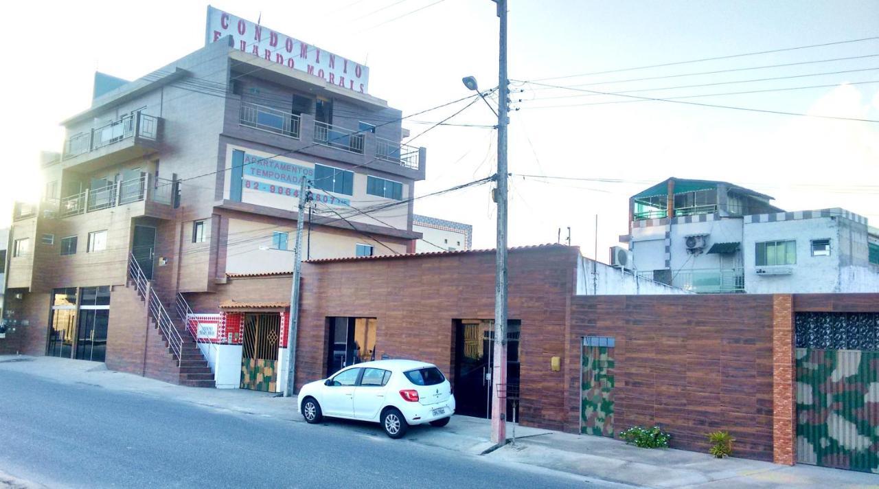 Condominio Eduardo Morais Penedo  Exteriör bild
